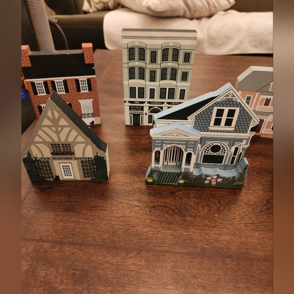 Cats Meow Village Young Larson Houses Signs Farm Accessory Lot 90s - Picture 3 of 9